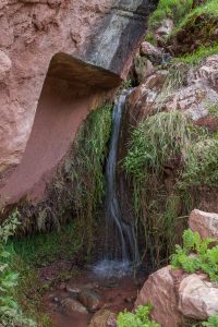 Chinchero: Chingana Wak'a Waterfall & Niche