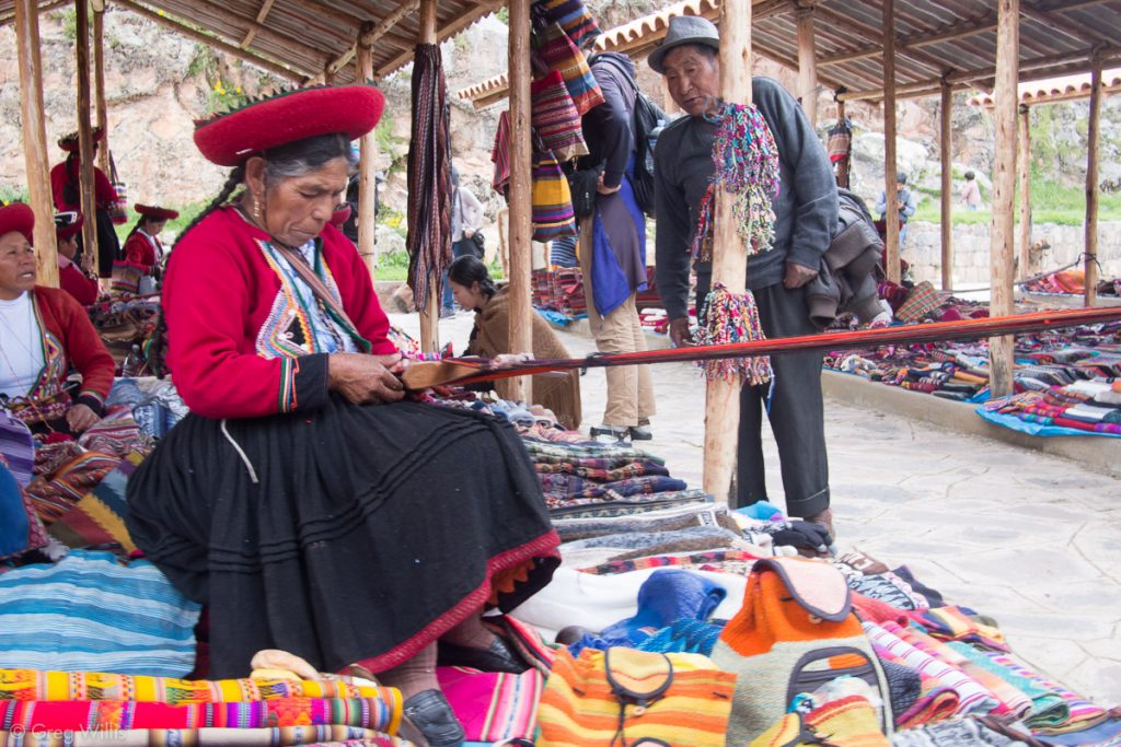 Chinchero: Market Weaver