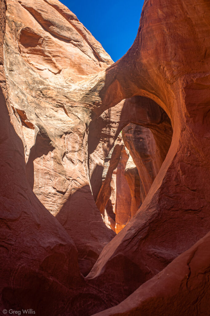 Arches in Peek-a-Boo Slot